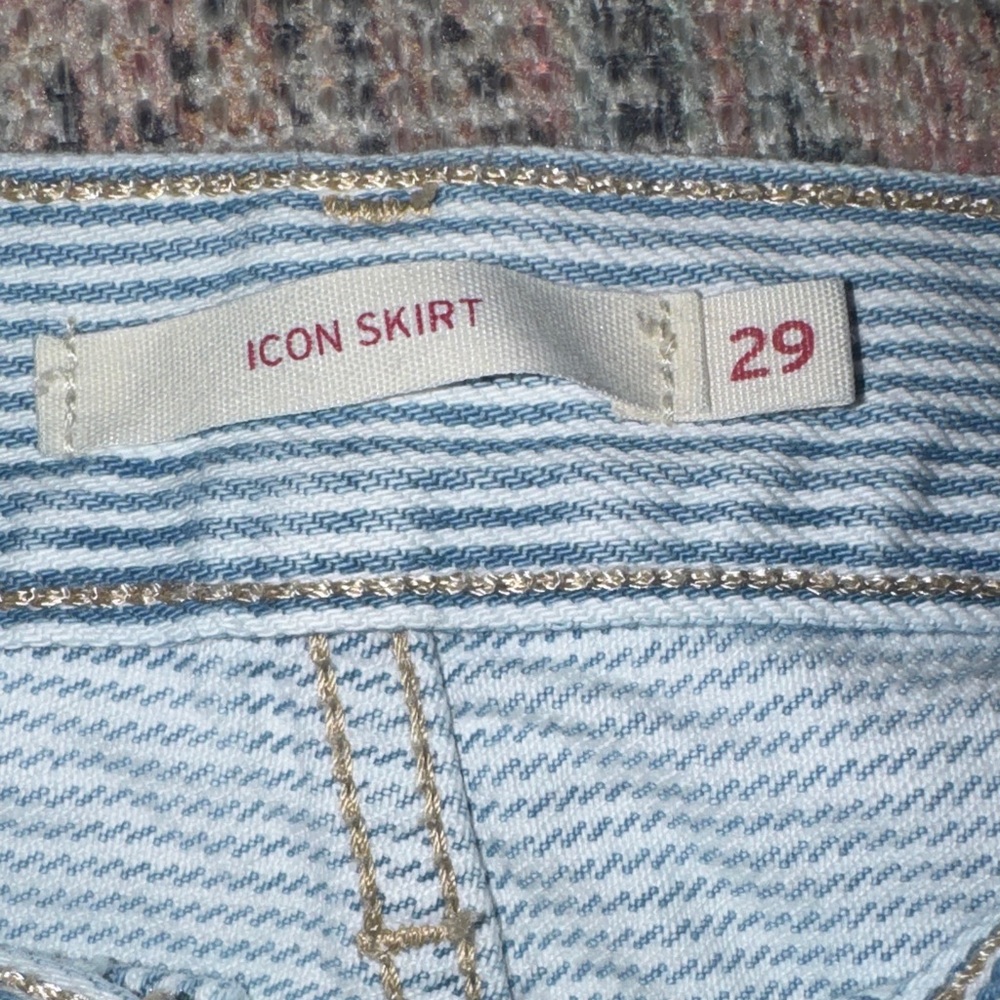 Levi's Blue and White Striped Mini Skirt - Picture 2 of 3